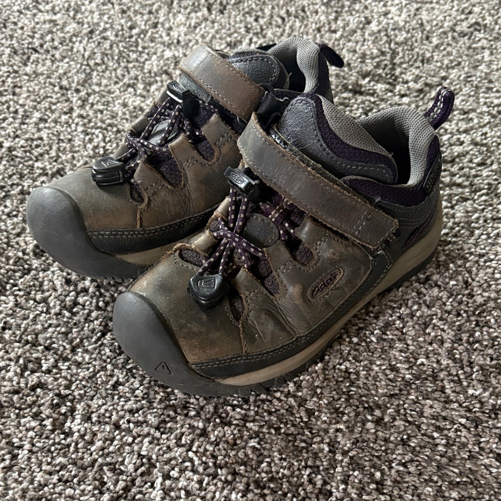 Keen Kids Targhee gray and purple hikers